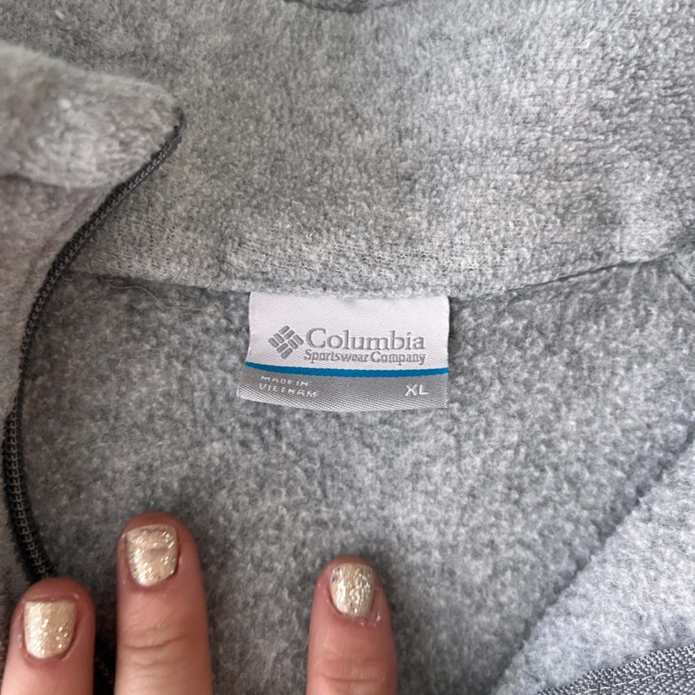 SUPER soft columbia zip up